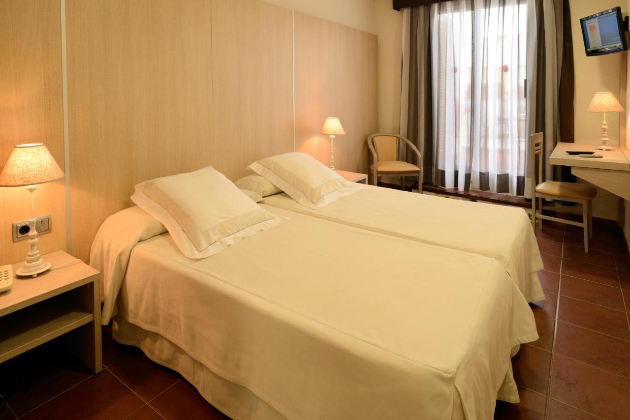 Hotel Capri Tossa de Mar Kültér fotó