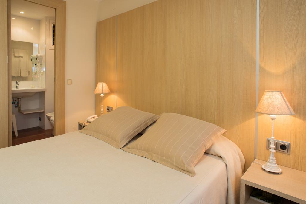 Hotel Capri Tossa de Mar Kültér fotó